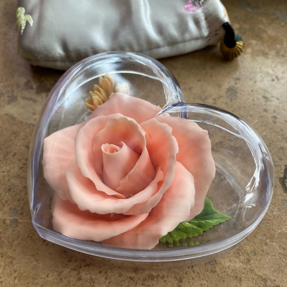 Carved Rose in Heart Box - Picture 4 of 7